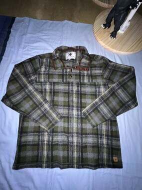John Wayne Stock & Supply Mens Flannel XL 1/4